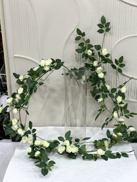 حبل ورد طويل